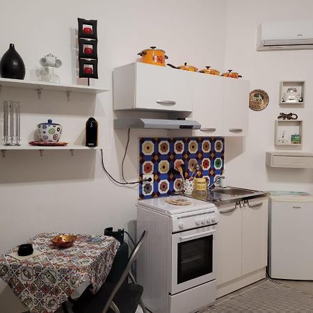 Sepe 4 Canti Apartment Palermo Exterior photo